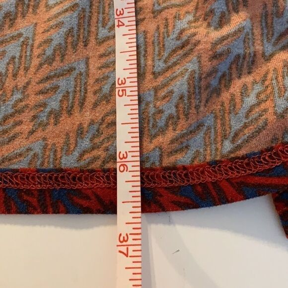 Lularoe Hi Lo Dress Mid Length Sleeves Scoop Neck Soft Fabric EUC - Picture 9 of 9